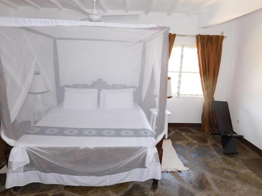 Holiday Home In Malindi Mambrui Экстерьер фото