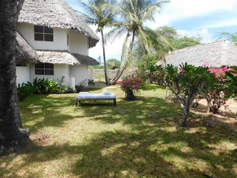 Holiday Home In Malindi Mambrui Экстерьер фото